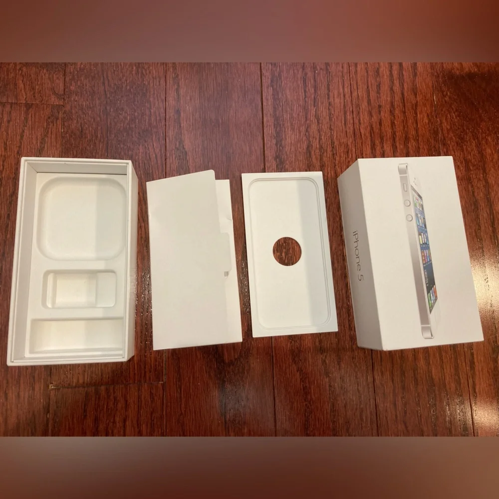 Empty Apple iPhone 5 16GB EMPTY BOX with Quick Start Guide